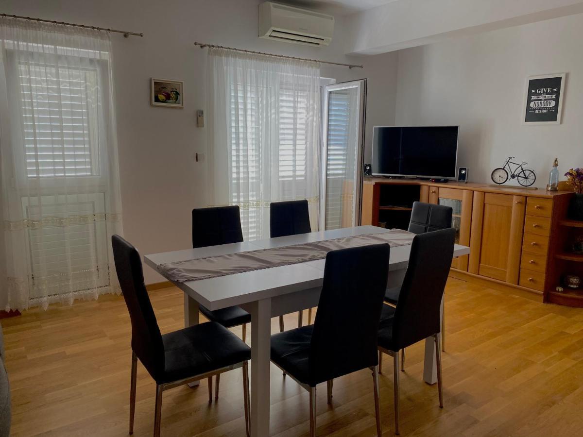 Apartman Nives Apartment Trogir Exterior photo